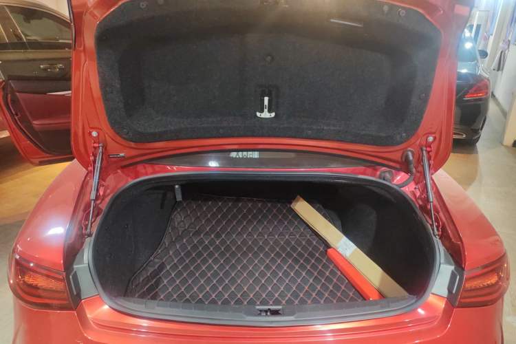 Used Infiniti Q60 2019 S 2.0T Luxury Sport Edition