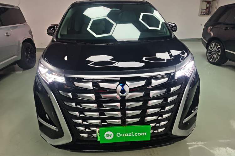 Used Denza D9 2024 DM-i 980 Four-Wheel Drive Prestige Model