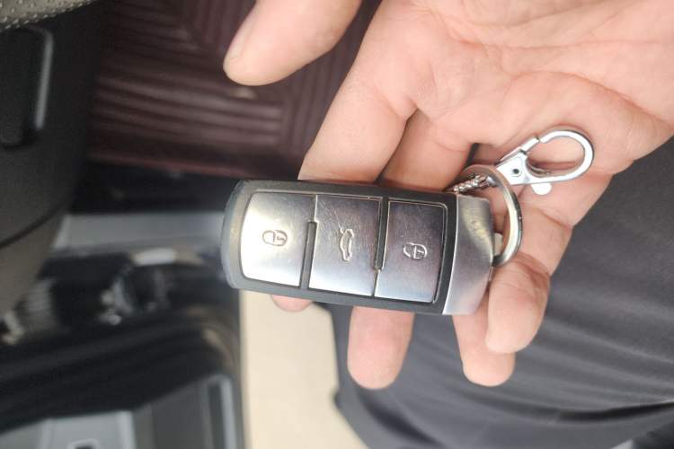 Used Volkswagen Magotan 2016 1.8TSI Smart Comfort Model Vehicle Key