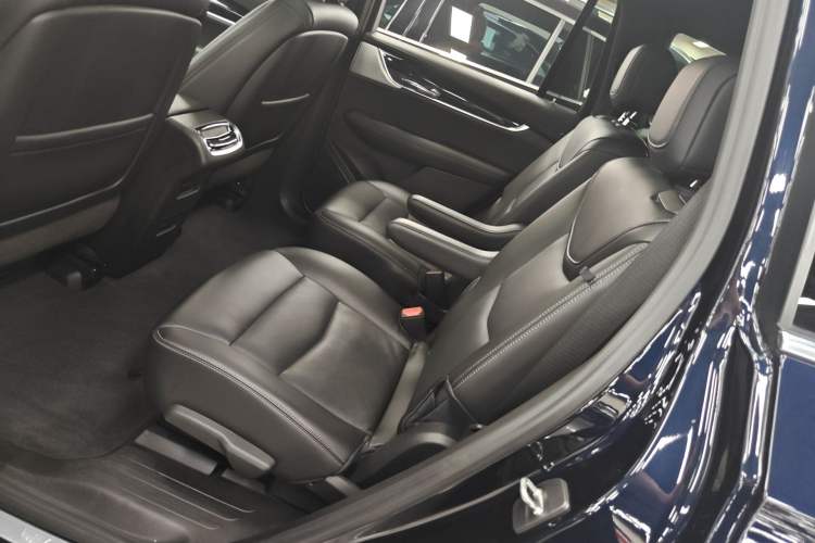 Used Cadillac XT6 2022 2.0T Six-Seater Four-Wheel Drive Luxury Version