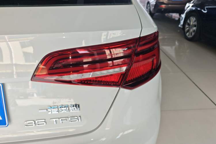 Used Audi A3 2020 Restyled Sportback 35 TFSI Entry-Level China VI Emission Standard
