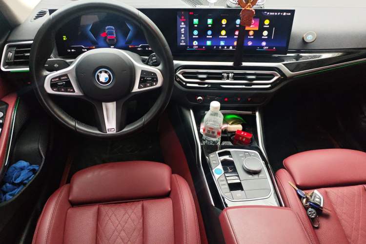 Used BMW i3 2024 eDrive 35 L
