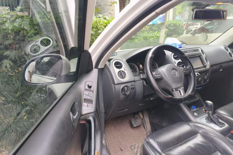 Used Volkswagen Tiguan 2015 1.8TSI Automatic Two-Wheel Drive Luxury Model Driver Seat