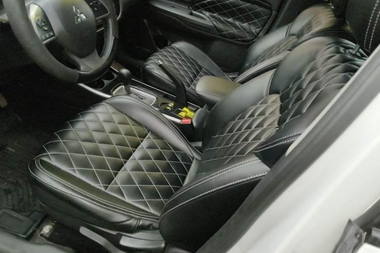 Used Mitsubishi Outlander 2020 2.0L Two-Wheel Drive Comfort Edition 5 Seats