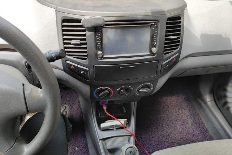 Used Geely Auto Diamond 2015 Sedan 1.5L Manual SuperDeluxe Model
