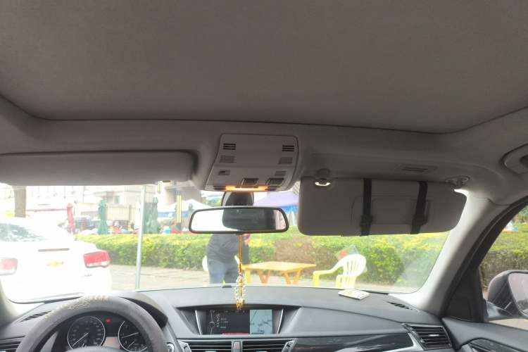 Used BMW X1 2015 sDrive18i Leading Edition