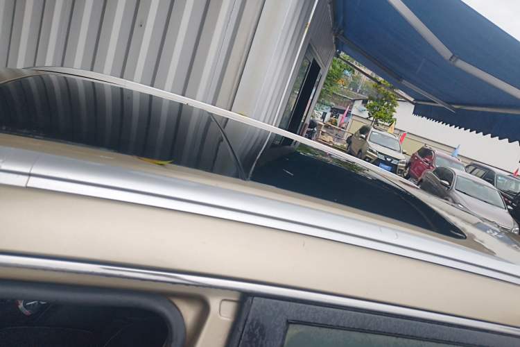 Used Geely Auto Emgrand X7 Sport 2016 1.8TD Automatic Smart Model Roof