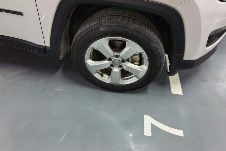 Used Jeep Compass 2020 220T Automatic Leading Edition