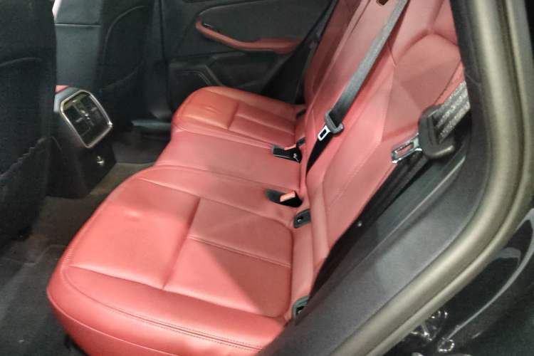 Used Porsche Macan 2024 Macan 2.0T
