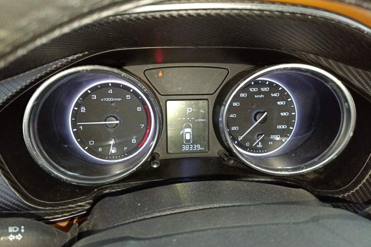 Used Zotye T300 2017 1.5T CVT Luxury Model
