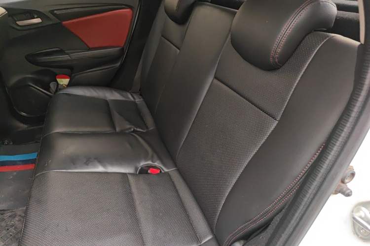 Used Honda Fit 2014 1.5L SE CVT Fashion Model