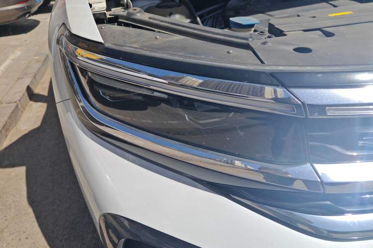 Used Volkswagen Talagon 2021 380TSI Four-Wheel Drive R-Line Touareg Edition
