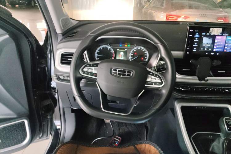 Used Geely Auto Vision X6 2020 1.4T Manual Luxury Model
