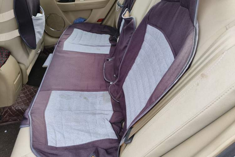 Used Bestune B50 2013 1.6L manual luxury version
