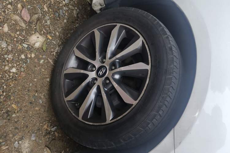 Used Hyundai Sonata 2013 2.0L Automatic Leading Edition
