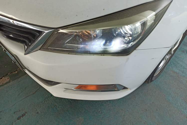 Used Changan Alsvin V7 2015 1.6L Automatic Enjoyment Model China V Standard