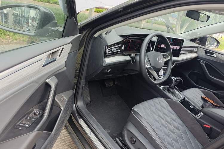 Used Volkswagen Sagitar 2023 300TSI DSG Excellence Edition