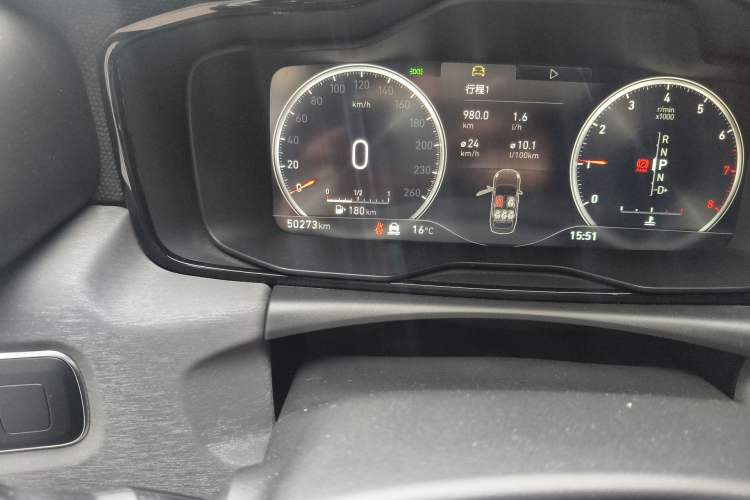 Used Lynk & Co 03 2020 1.5TD DCT JingPro Edition Odometer Close Up