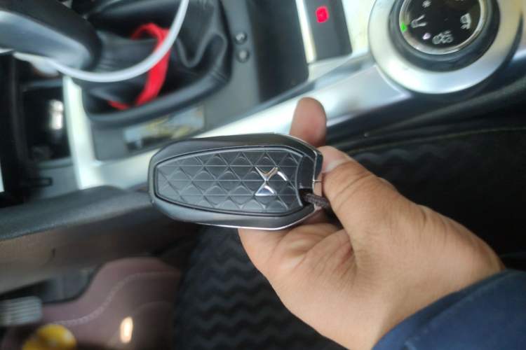 Used DS 6 2014 1.6T Luxury Edition THP160 Vehicle Key