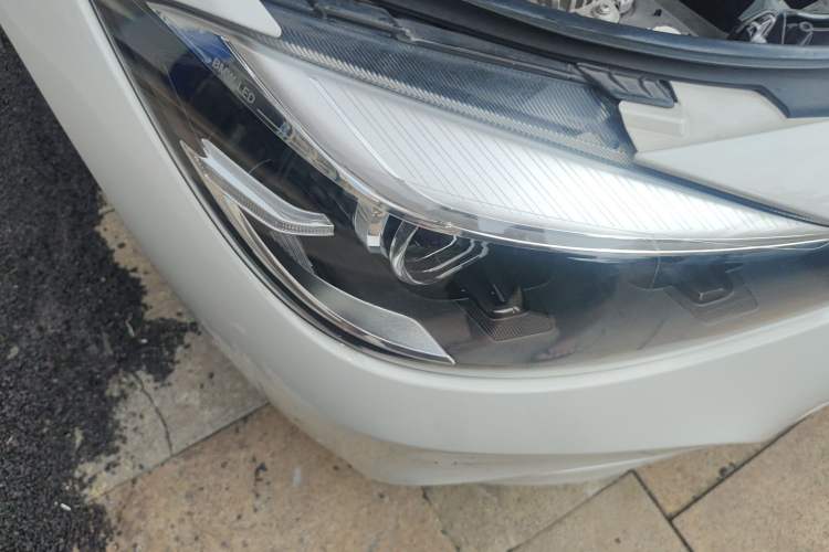 Used BMW 3 Series GT 2018 320i M Sport Edition Right Front Headlight