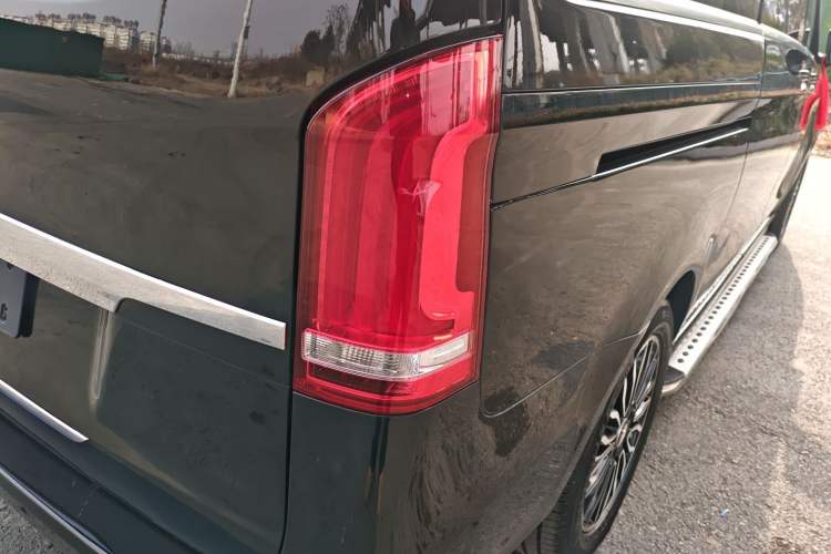 Used Mercedes-Benz V-Class 2017 V 260 Prestige Edition