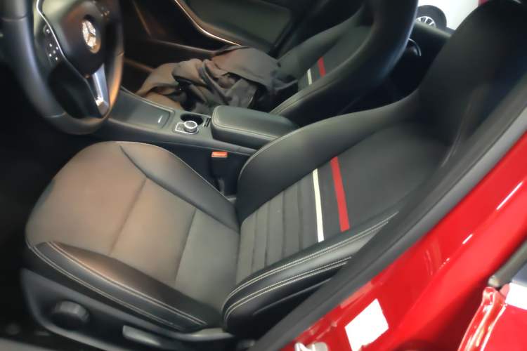 Used Mercedes-Benz A-Class 2013 A 180 Fashion Model Left Front Seat