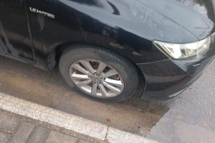 Used Honda Civic 2013 10th Anniversary 1.8L Automatic Luxury Edition Right Front Wheel Hub