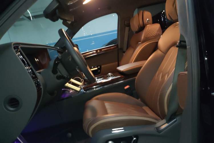 Used Hongqi LS7 2022 4.0T Prestige Flagship Edition 4 Seats Left Front Seat