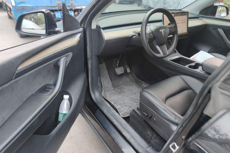 Used Tesla Model Y 2021 Revised Version 2 Long-Range All-Wheel-Drive Edition Driver Seat