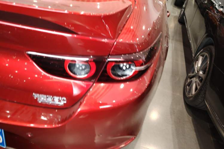 Used Mazda 3 Axela 2020 2.0L Automatic Zhiya Edition Exterior 3