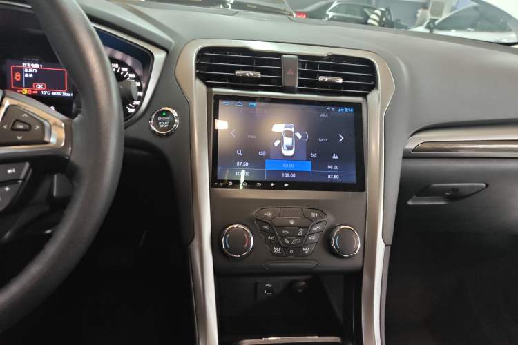 Used Ford Mondeo 2017 Facelifted EcoBoost 180 Fashion Edition Audio And AC Panel