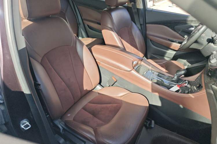 Used Buick Envision 2016 20T Two-Wheel-Drive Elite Model
