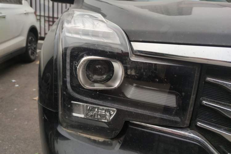 Used GAC Trumpchi GS7 2017 280T Two-Wheel Drive Luxury Model
