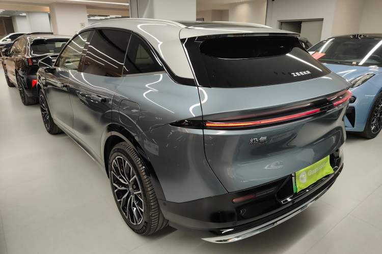 Used Zeekr 7X 2025 75 kWh Rear-Wheel Drive Intelligent Driving Version