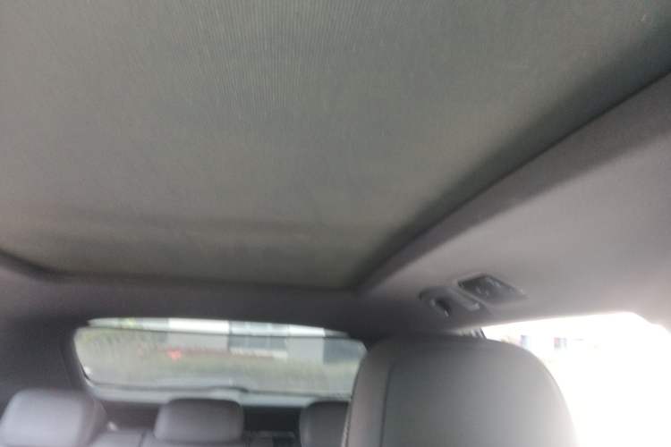 Used Volkswagen Tayron 2021 380TSI All-Wheel Drive R-Line Connected Version Headliner