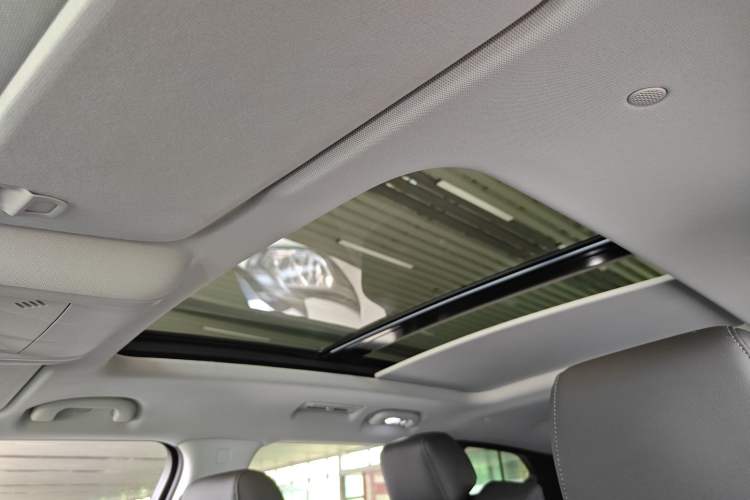 Used Chevrolet Blazer 2020 650T 7-Seater WEI Version Headliner