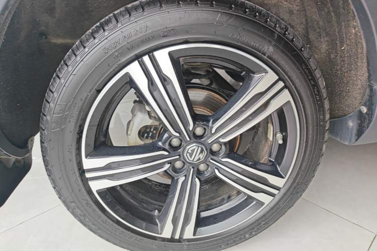 Used MG ZS 2018 1.5L Automatic Luxury Edition China V Standard
