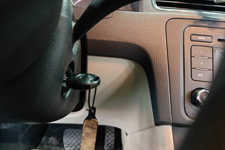 Used Skoda Rapid 2016 1.6L Automatic Chuanxing Edition
