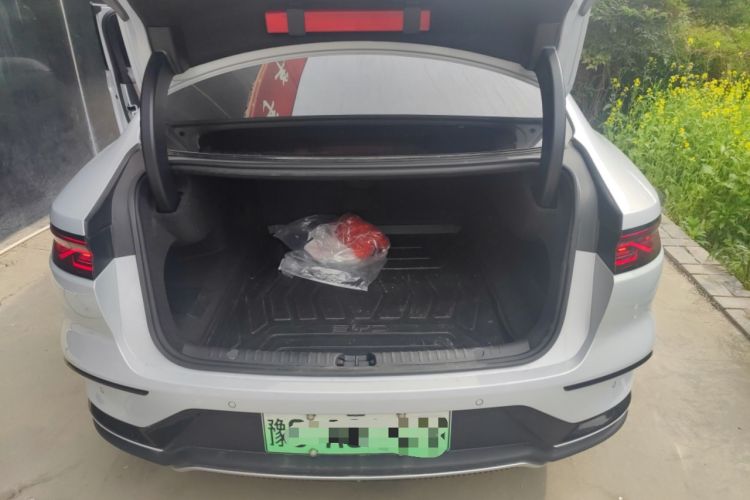 Used BYD Han 2024 EV Glory Edition 506KM Front-Wheel-Drive Premium Model Trunk