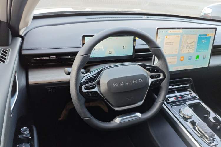 Used Wuling Xingguang 2024 Co-Creation Edition 510 Advanced Model
