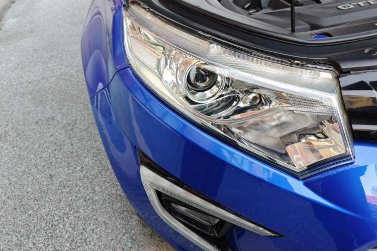 Used JMC Yusheng S330 2016 1.5L GTDi Automatic Two-Wheel Drive Prestige Edition
