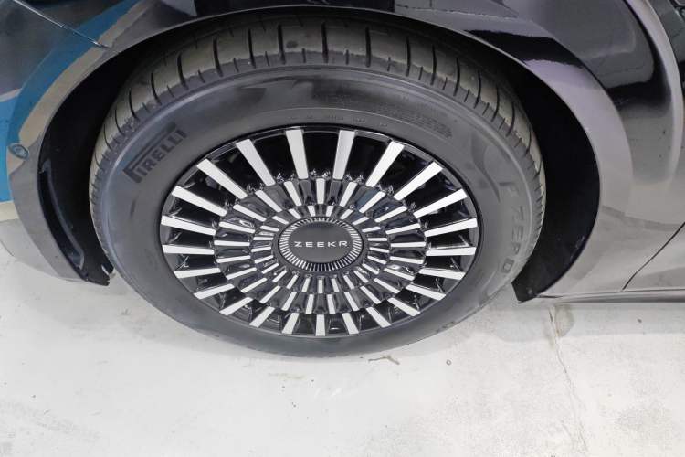 Used Zeekr 009 2022 WE Edition
