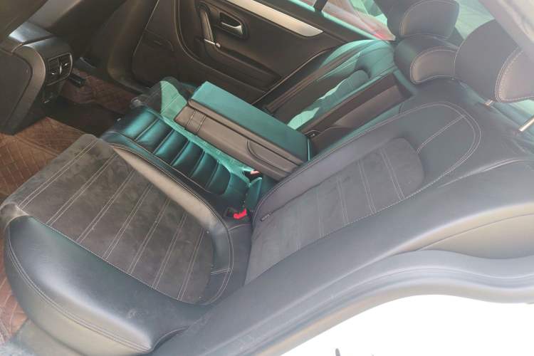 Used Volkswagen FAW-Volkswagen CC 2015 2.0 TSI Luxury Model Left Rear Seat