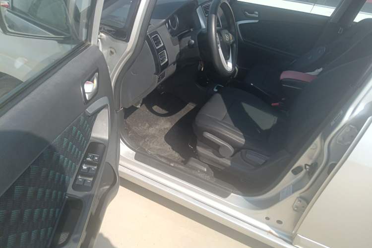 Used Suzuki Liana A6 2014 Hatchback 1.4L Manual Enjoyment Model
