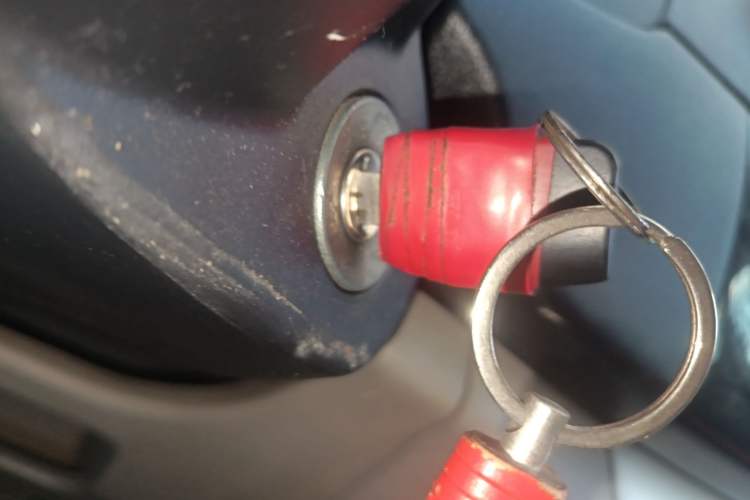 Used CHANGAN Alsvin V3 2012 1.3L Manual Comfort Version China IV Standard