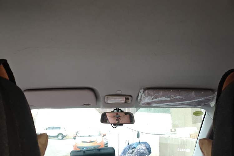 Used Chery QQ QQ Ice Cream 2022 120km Conical Shape Lithium Iron Phosphate
