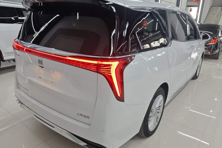 Used Buick Century 2025 2.0T Six-Seater YinShi Edition
