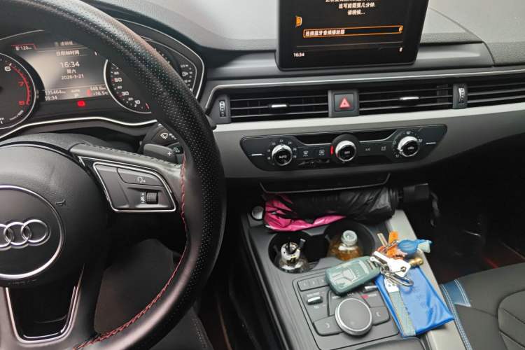 Used Audi A4L 2019 40 TFSI Ambition China VI
