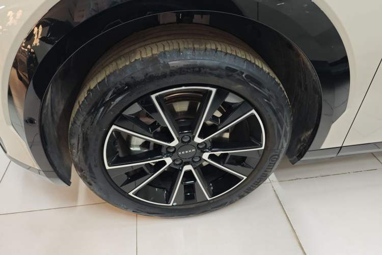 Used Zeekr X 2025 Four-Seater Rear-Drive Cube Version
