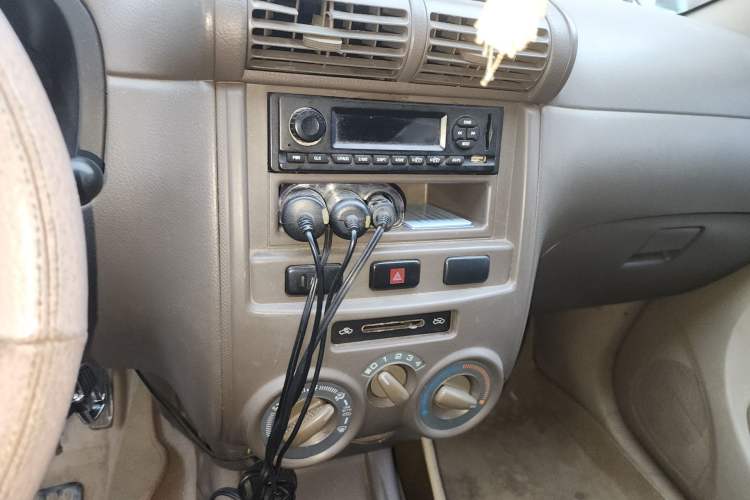 Used FAW Senya M80 2011 Value Edition 1.3L Manual 5-Seater
